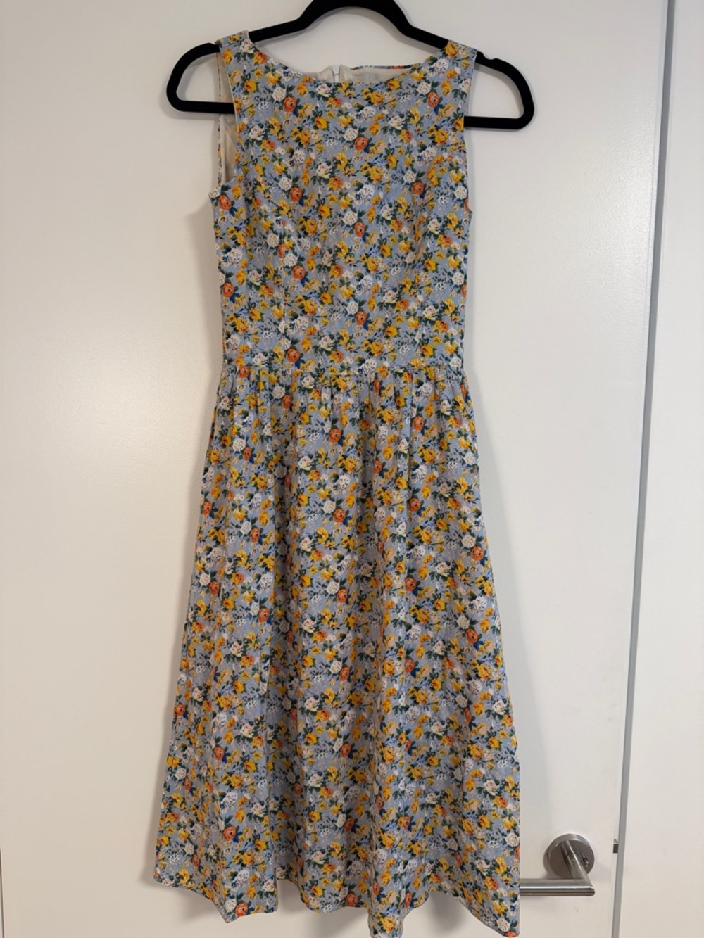 October Eighteen Floral Sleeveless Midi Dress size small